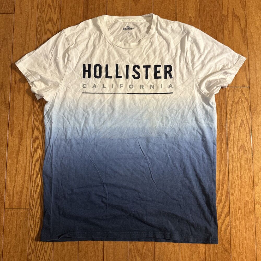 Hollister Fitted  T-Shirt Men's XL Crewneck Blue Must Have Collection Logo